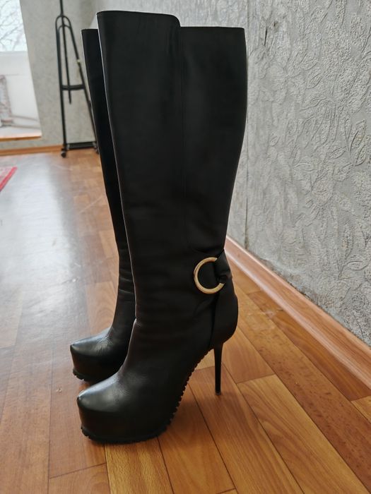 Продам сапоги женские