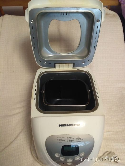 Masina de pâine Heinner