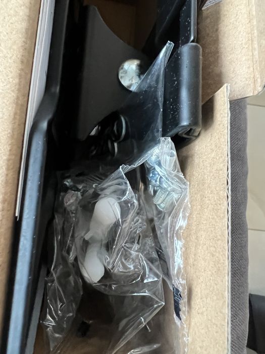 Стенна стойка за телевизор