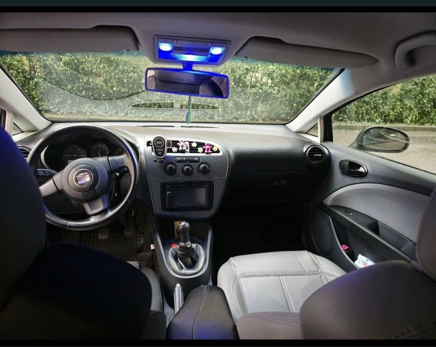 Seat LEON  -impecabilă