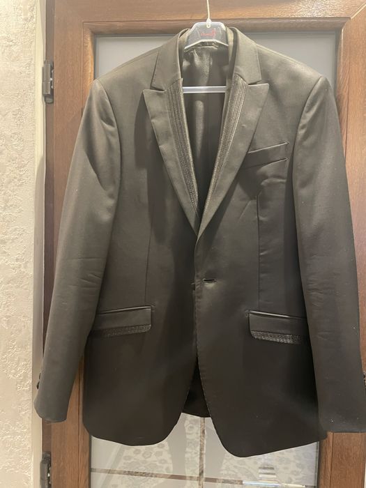 Costum barbateac