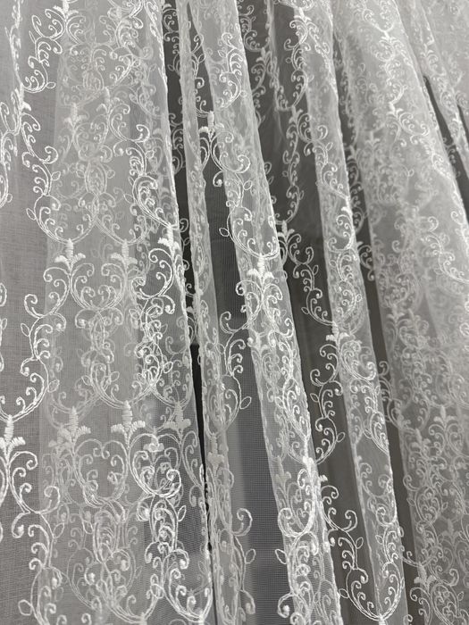 Продам тюль в комнату