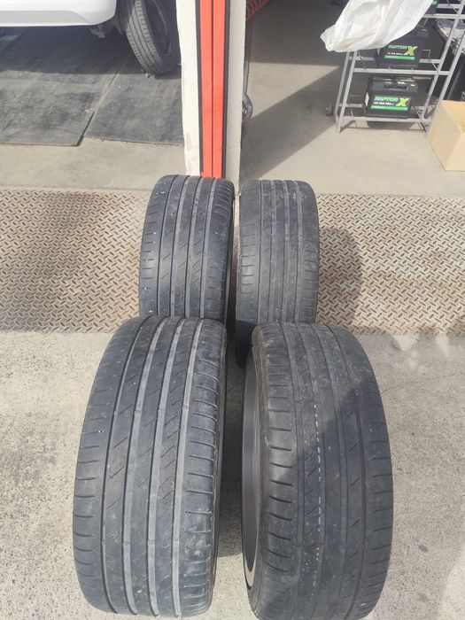 Гуми KUMHO спорт пакет 275/30 и 245/35 20 цола