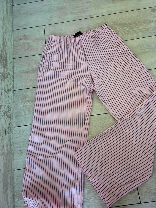 Панталон Zara, S, отгиваря на M