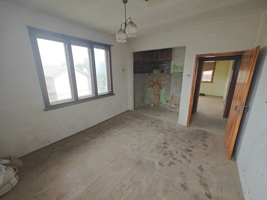 Продава се Къща в Ботевград - 150 кв.м за 1088 €/кв.м - Снимка #8