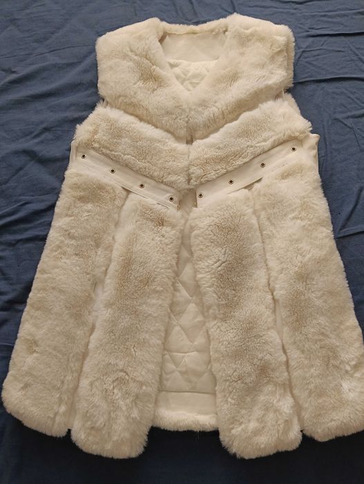 Дамски елек продавам