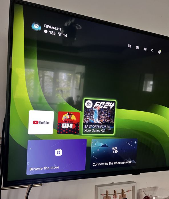 Xbox series S - cu 2 jocuri