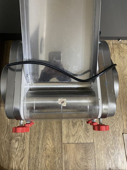 Тестораскаточная машина