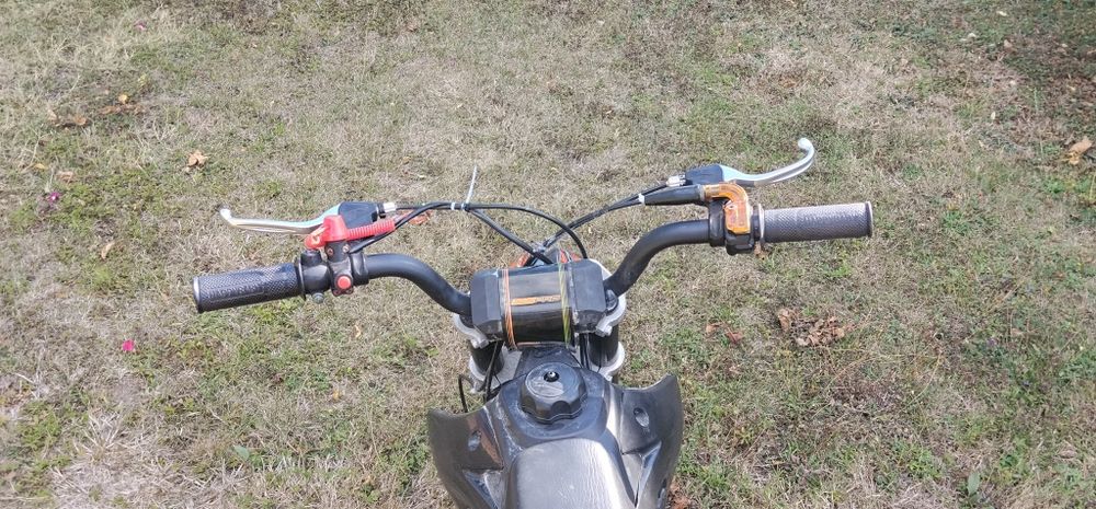Vând cross 49cc  stare perfecta de funcționare