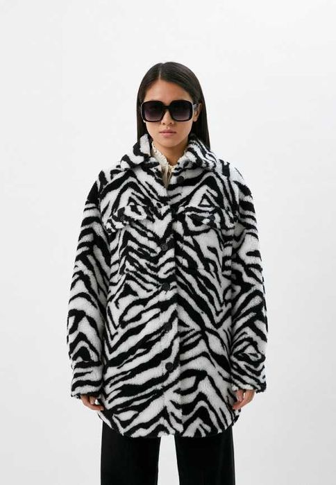 Преходно яке Patrizia Pepe