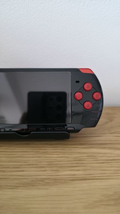 Sony PSP 3000, Modat, 550 jocuri, consola 9 în 1, editie God of War