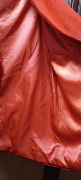 Сотаман пальто ва кожаный пиджак