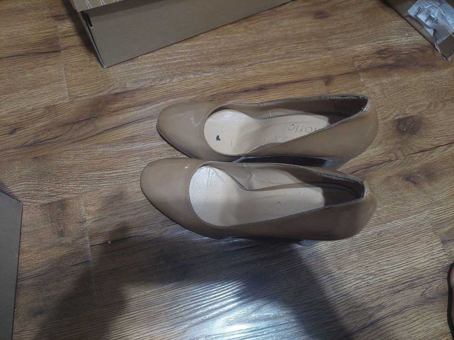 Женские туфли почти новые