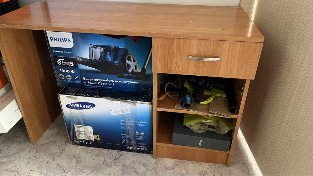 Отдам даром письменный стол