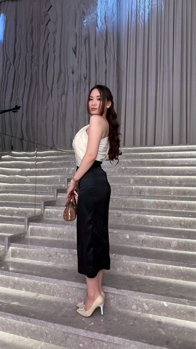 Вечерние платья