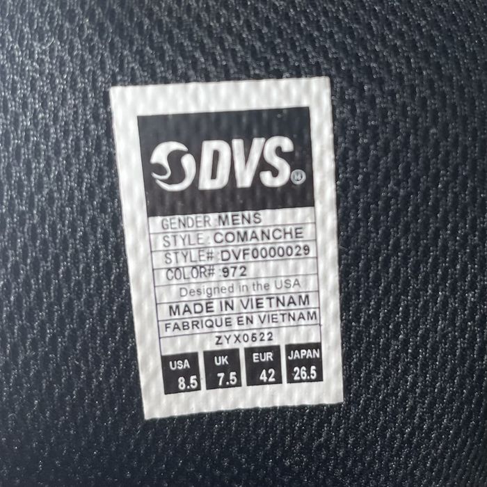 DVS shoes 41,5 размер 26,5см