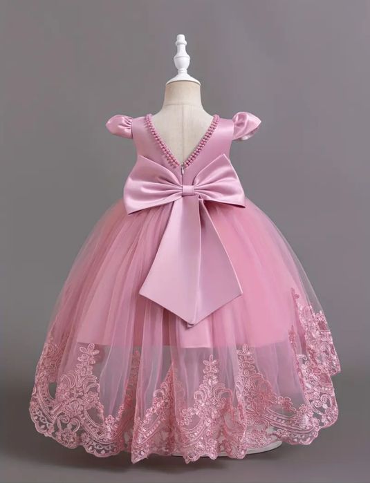 Платье торжественное