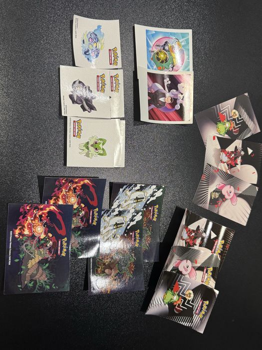 Pokemon карти, кутии, стикери и много други