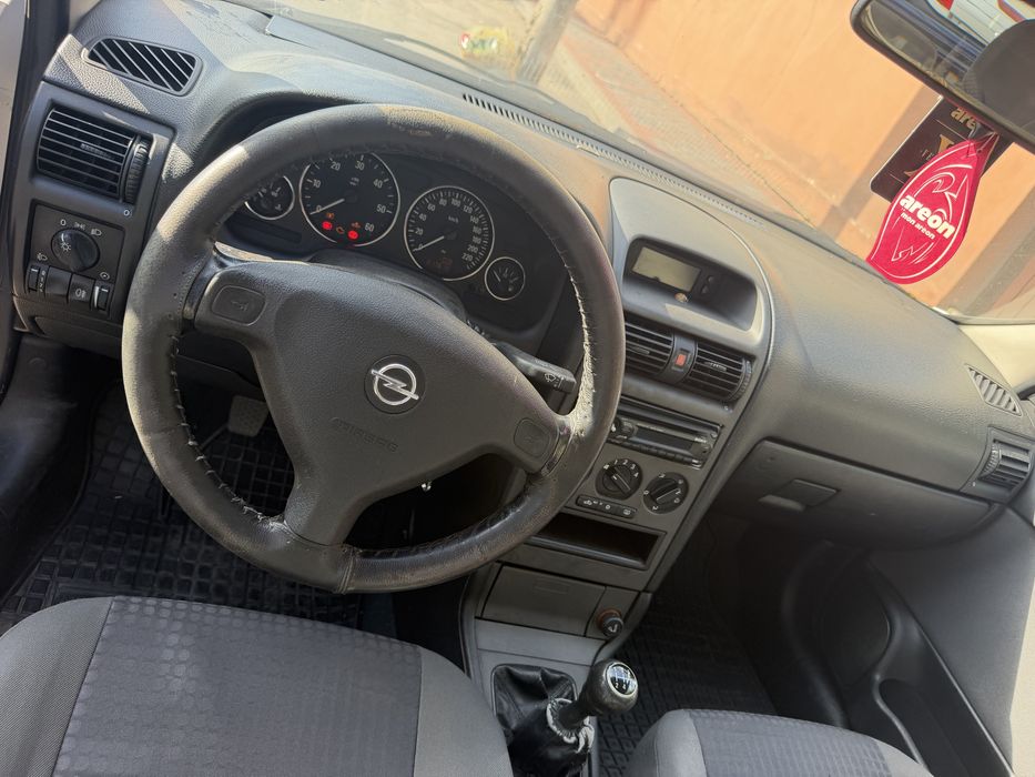 Vând Opel Astra G ,motor 2.0 an 2003/Problema injectoare Scoate fum