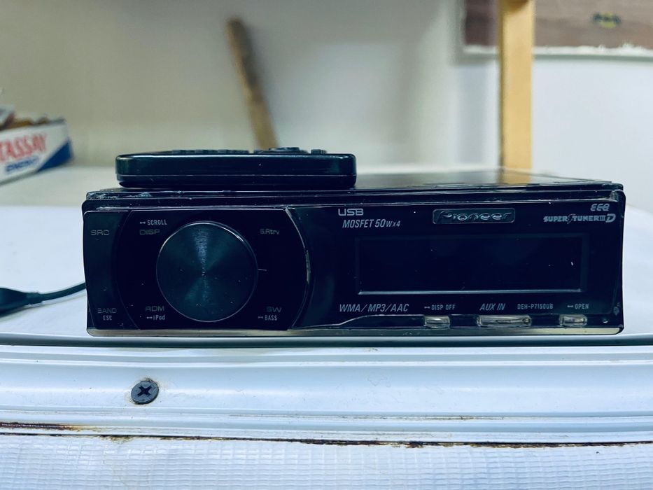 Pioneer deh-7150UB делфин