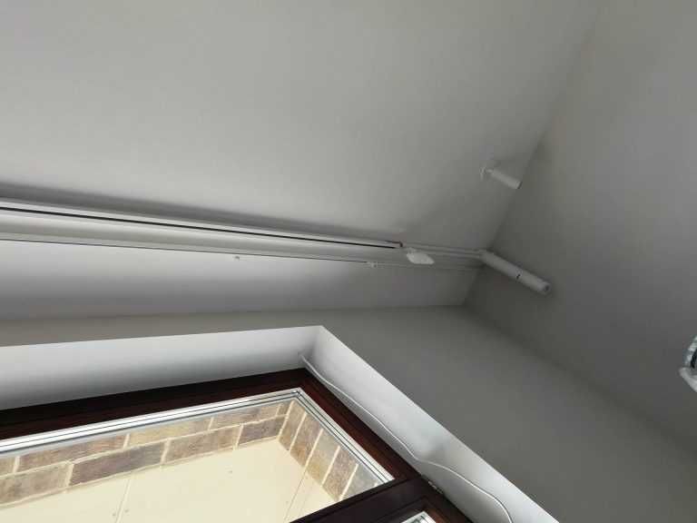 Электрокарнизы Алматы, Умные карнизы с Алисой, сложные электрокарнизы