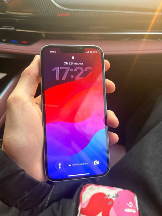 Продам айфон 14 срочно