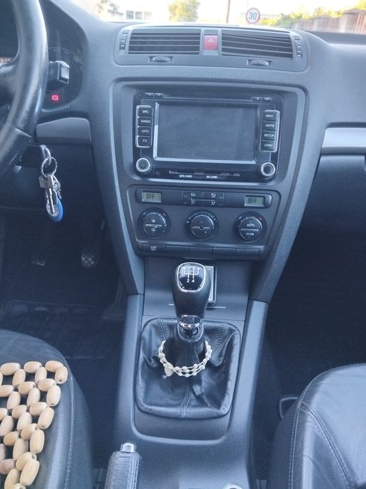 SKODA Octavia II