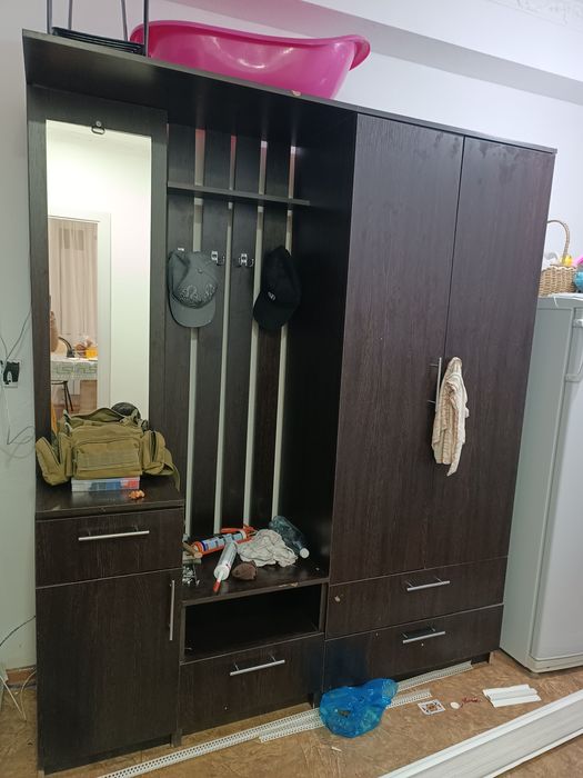 Продам Шкаф для прихожуку