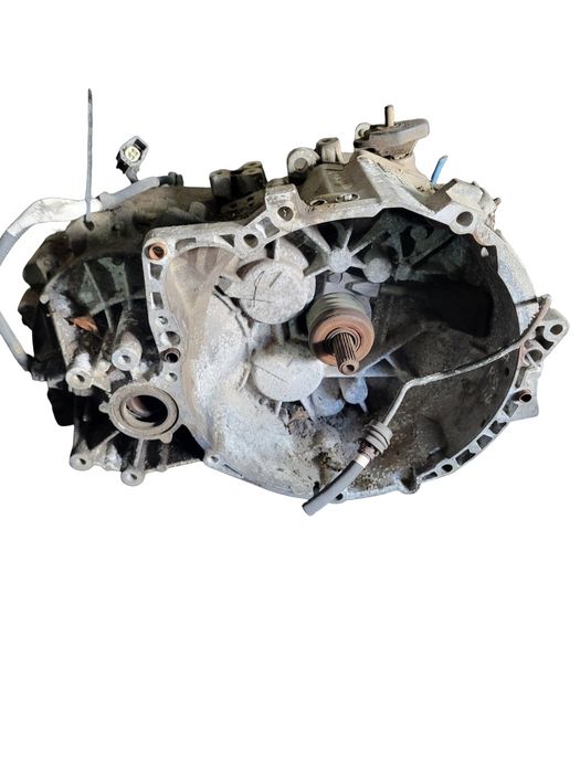 Cutie De Viteze Manuala 6 Trepte Mitsubishi Carisma Saloon Da_ 1996 -