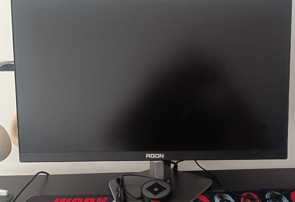 Геймърски компютър Ryzen 7 7800X3D / RX 9070 XT 16 GB + монитор AOC AGON PRO 390 Hz.
