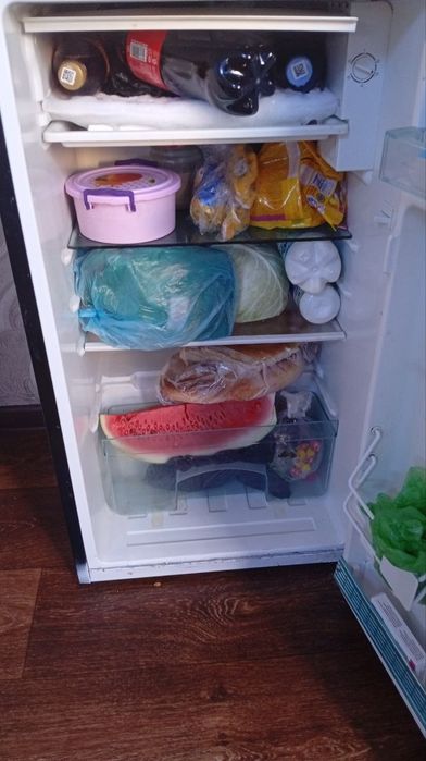 Кичкина Холаделник сотилади холати ало янги