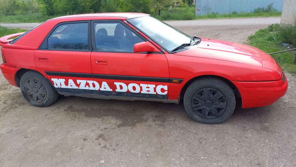 Мазда 323f bg 1992г.