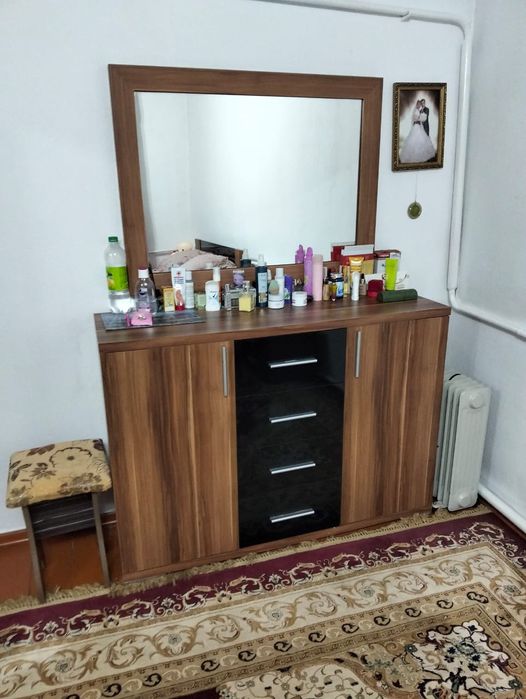 Продам спальный гарнитур