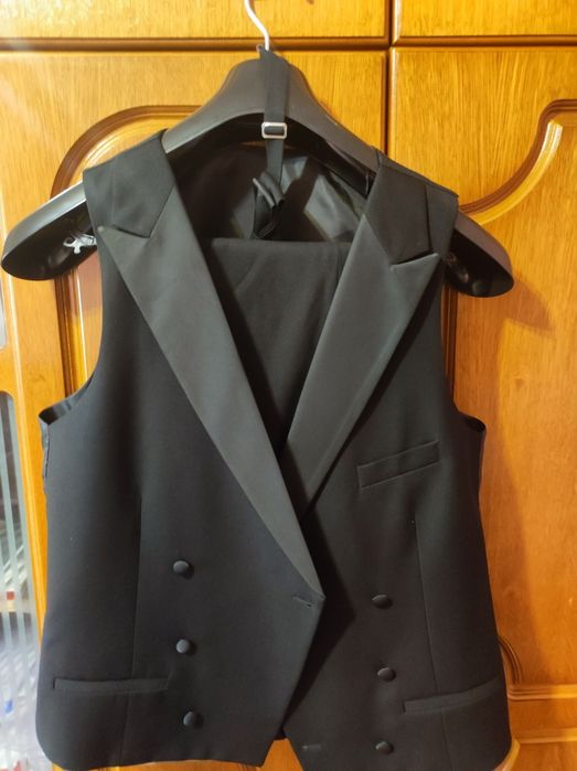 Costum de nunta complet