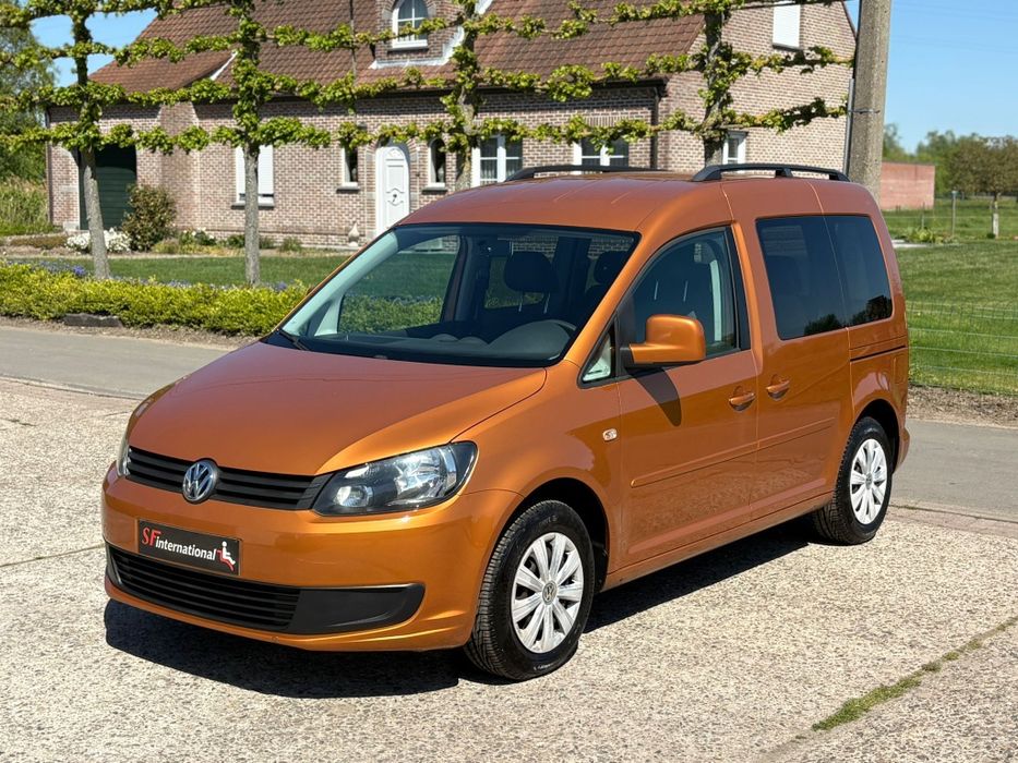 Volkswagen Caddy - 5 locuri