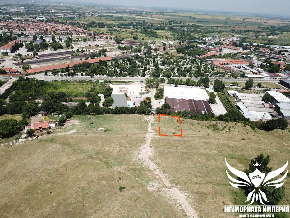 Продавам парцел със сменен статут 625кв.м. в гр.Асеновград кв.Зъбчето