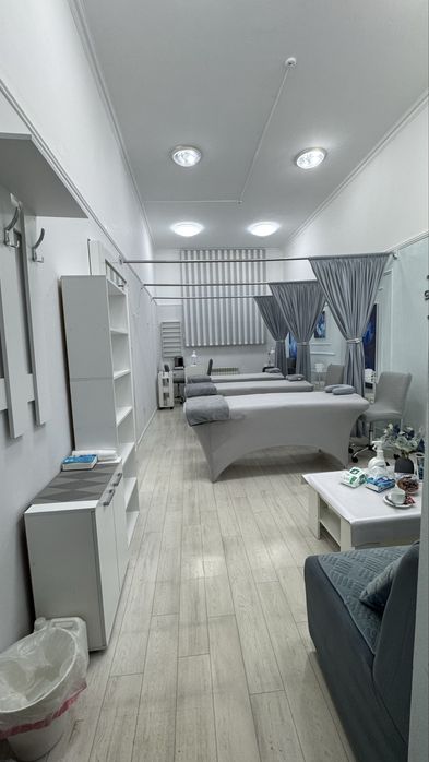 Сдам студия красоты