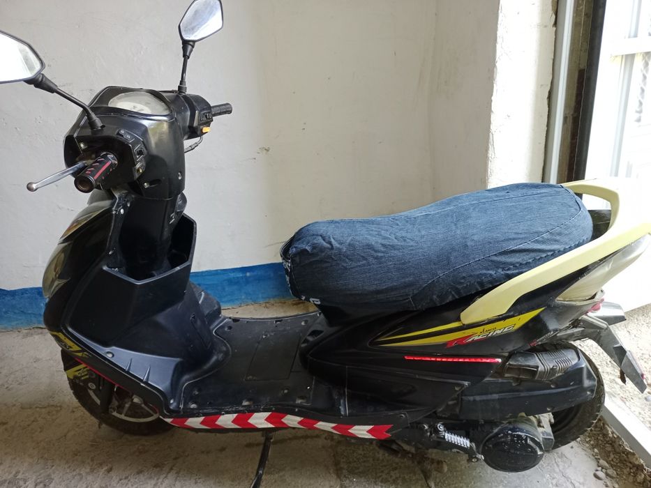 Скутер-(Мотоланд)