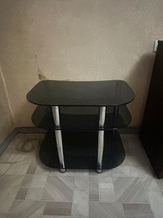 Тумба стеклянная