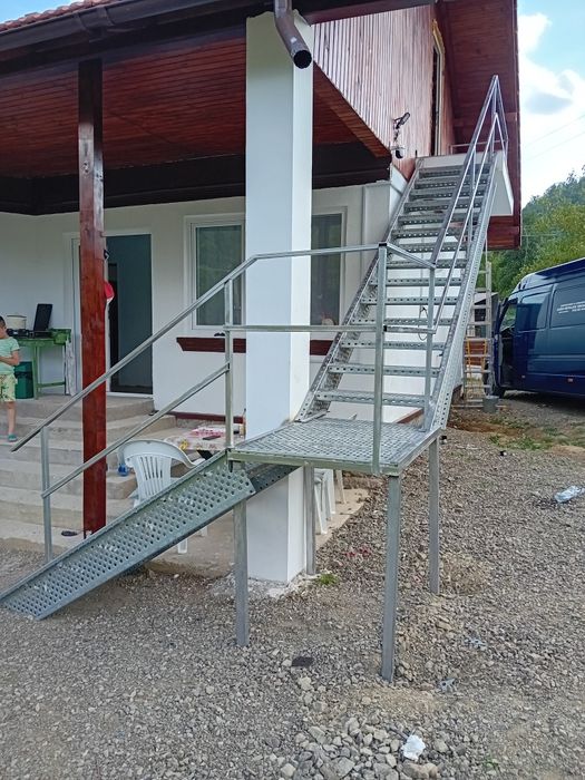 Scara metalica zincata de exterior  5m l