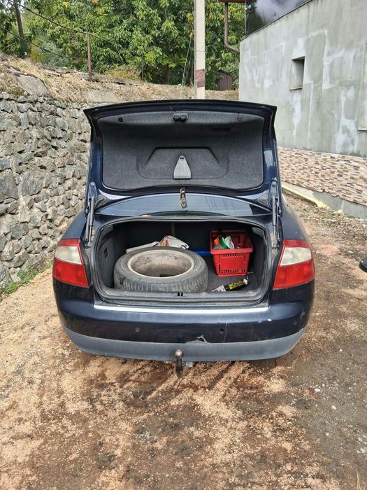 AUDI A4 0 — imagine 4