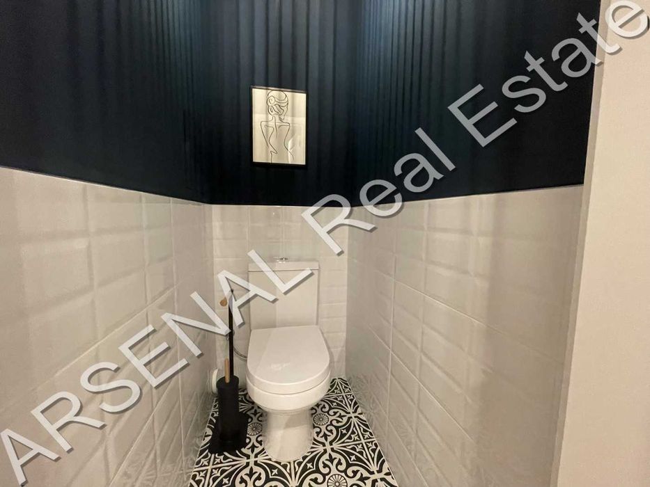 Дава се под наем Тристаен апартамент в София, Красно село - 114 кв.м за 750 € - Снимка #10