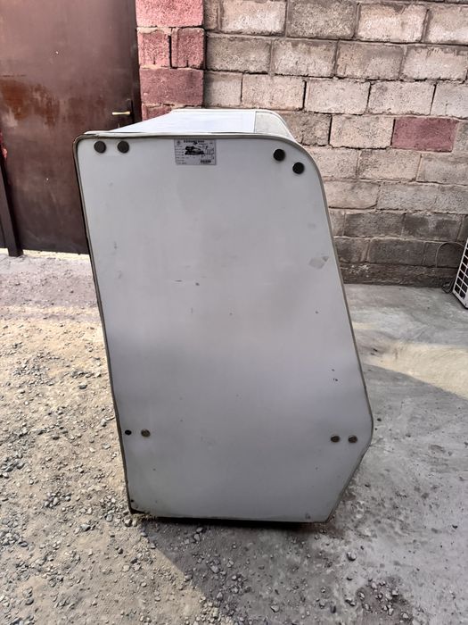 Продам срочна холодильник