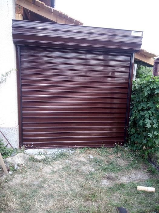 Монтаж на врати ролетни ,термо,секционни промишлени и задвижване .