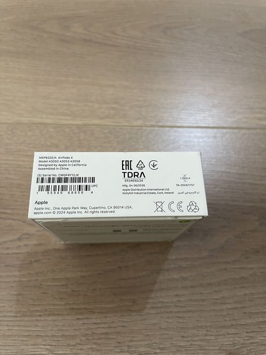 Продам Air Pods 4