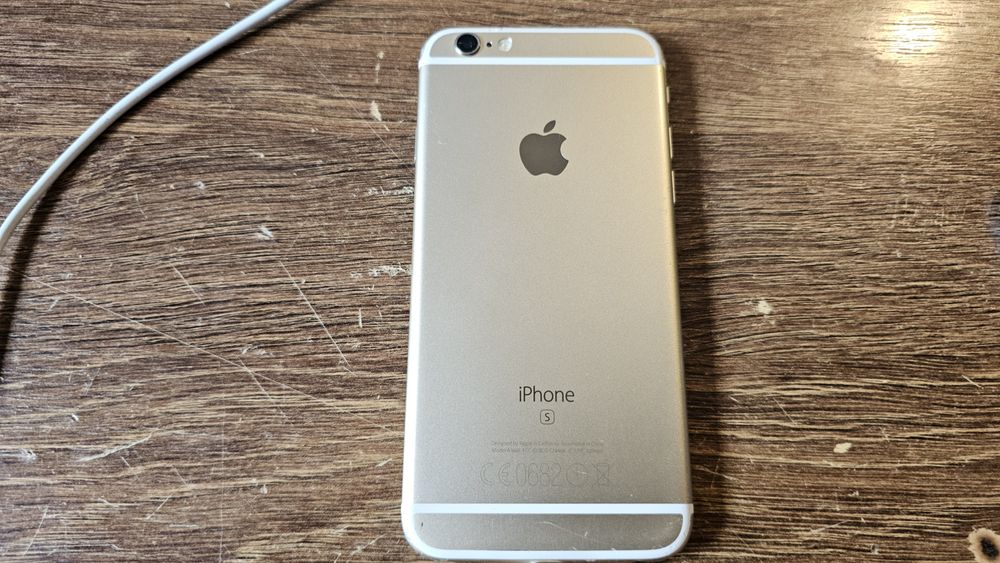 iPhone 6s rose 64Gb