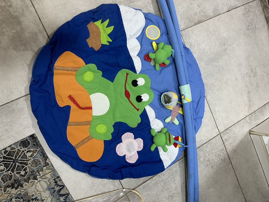 Развивающий коврик