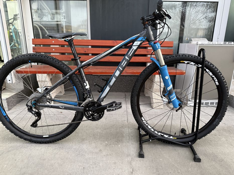 Планински Велосипед CUBE 29цола . Размер 19 .