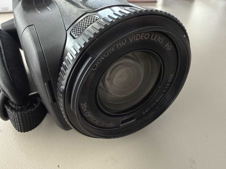 Camera video Canon Legria G26 semiprofesionala - ca noua