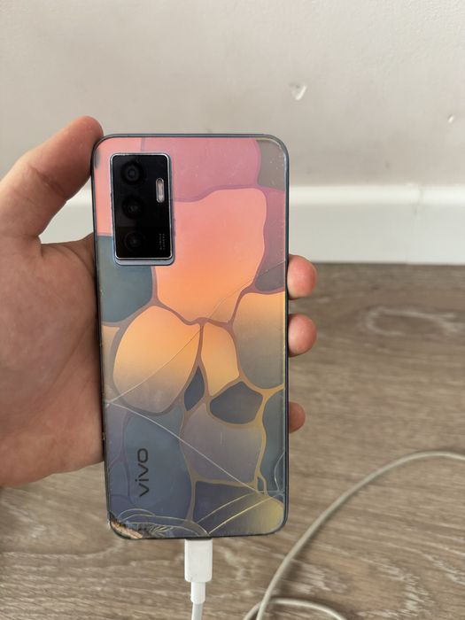 Продам телефоны на запчасти